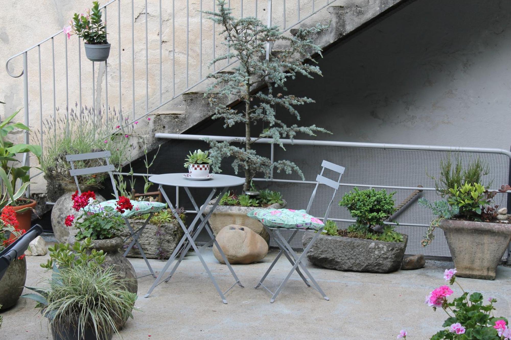 Chambre Bounty, B&B, Cuisine Privee, Lit Queen Size, Terrasse, Parking, Garage Olliergues 외부 사진