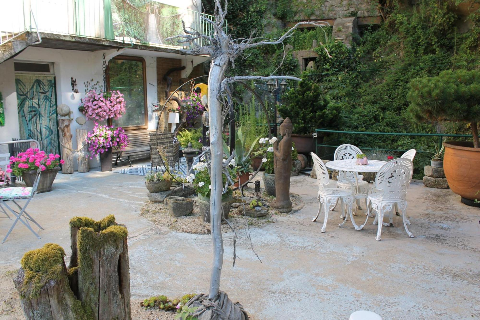 Chambre Bounty, B&B, Cuisine Privee, Lit Queen Size, Terrasse, Parking, Garage Olliergues 외부 사진