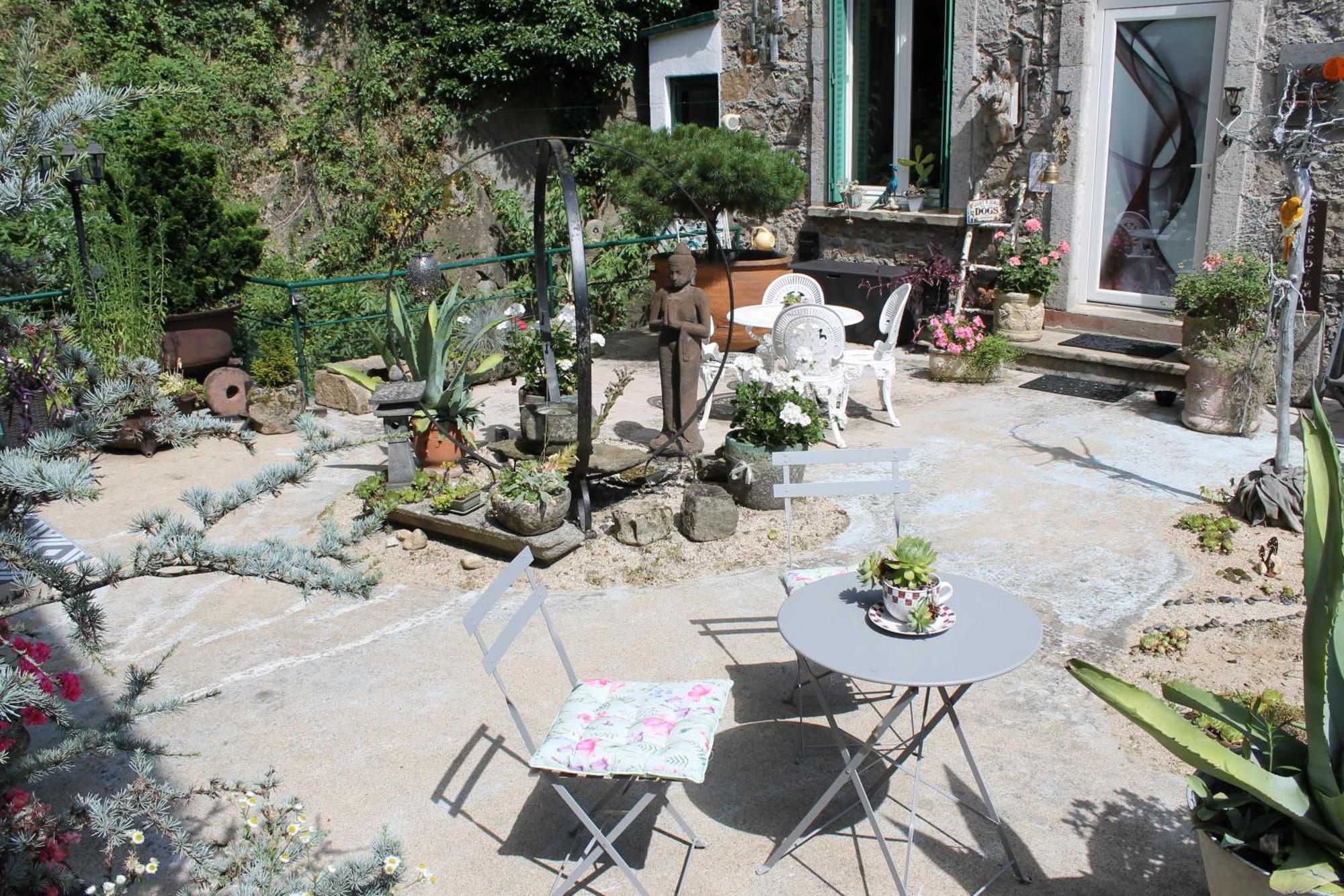 Chambre Bounty, B&B, Cuisine Privee, Lit Queen Size, Terrasse, Parking, Garage Olliergues 외부 사진