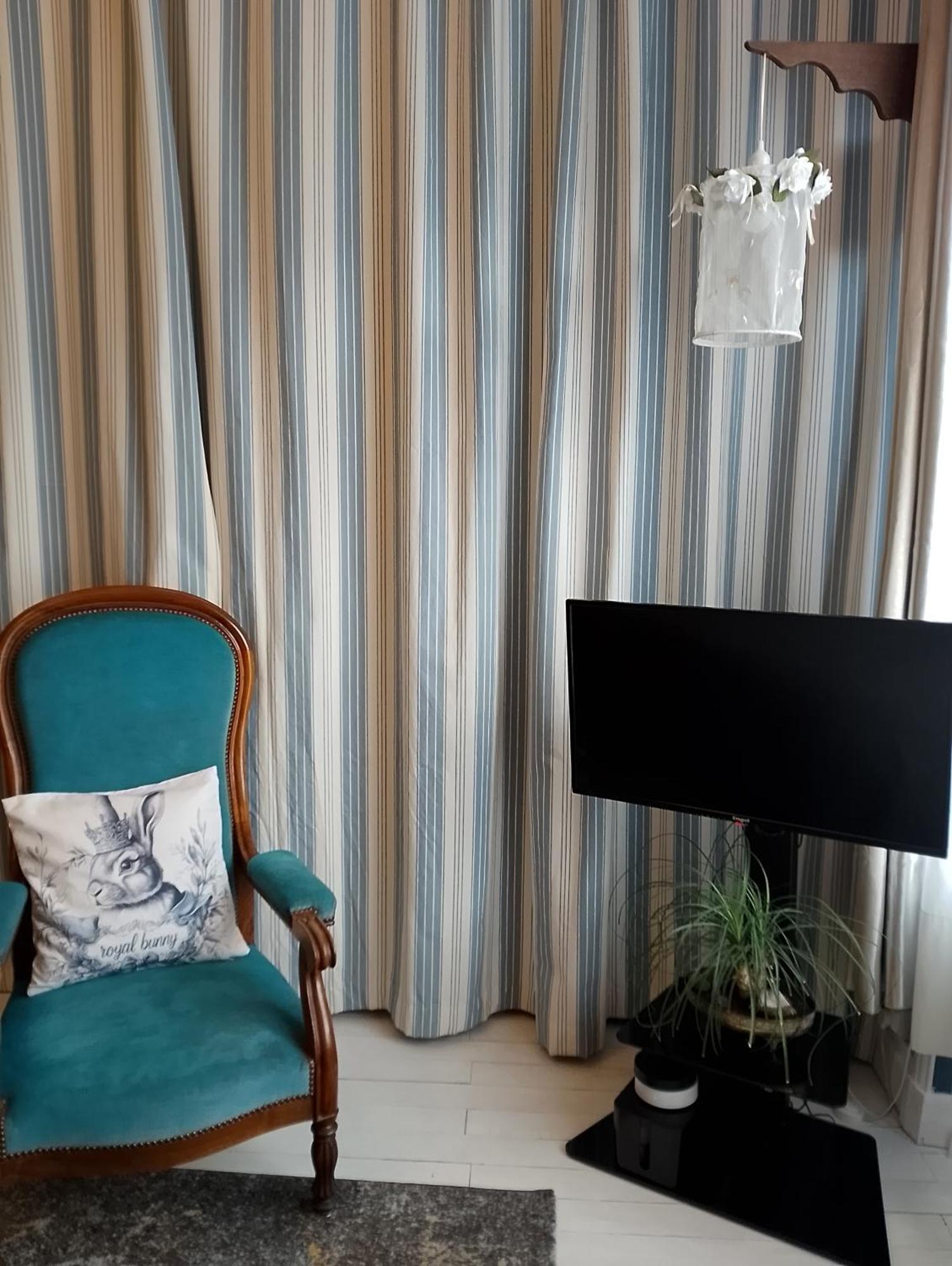 Chambre Bounty, B&B, Cuisine Privee, Lit Queen Size, Terrasse, Parking, Garage Olliergues 외부 사진
